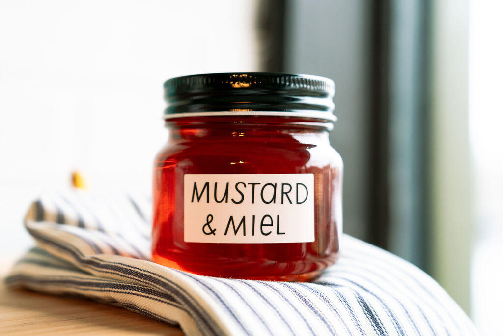 Mustard and Miel Mustard and Miel